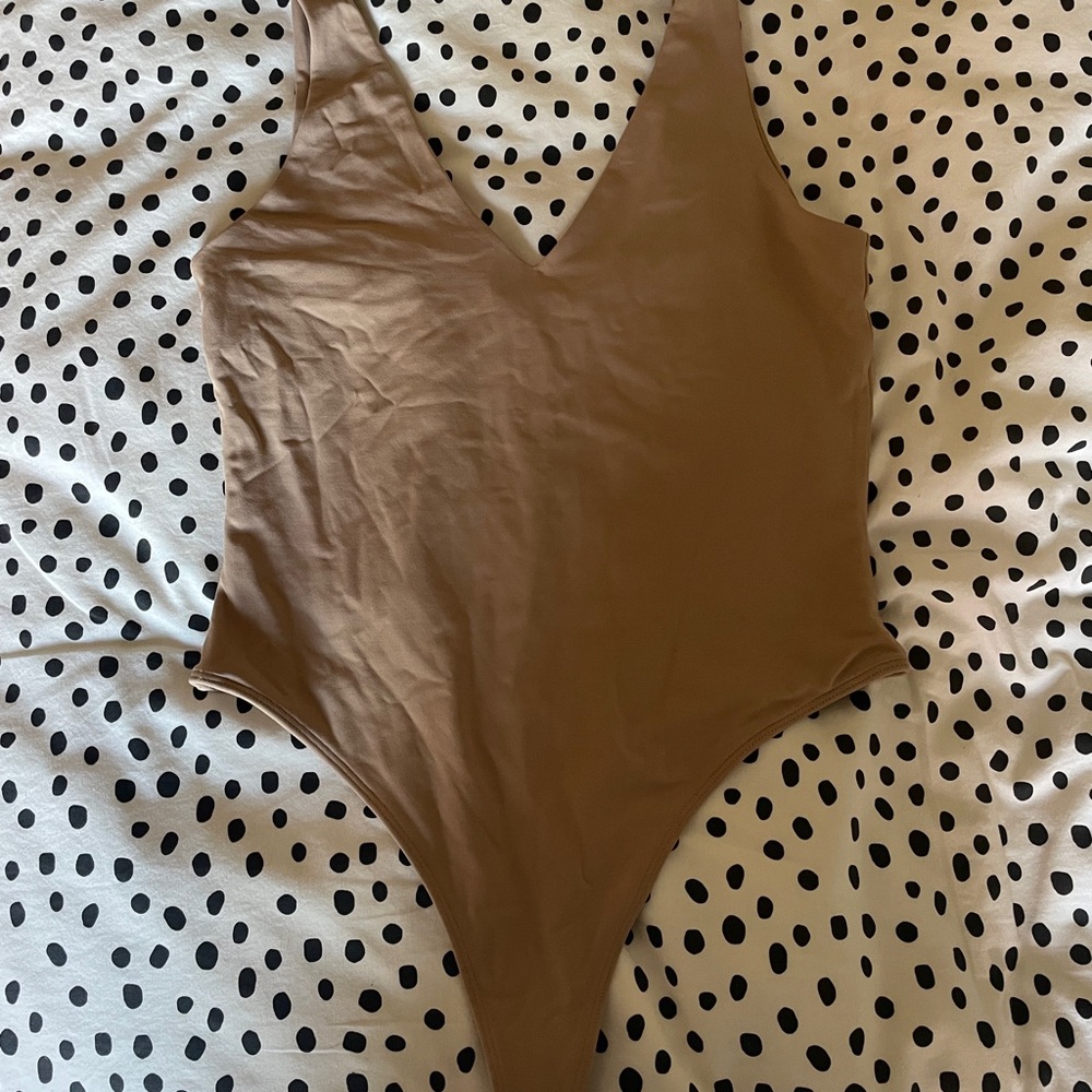 Babaton Bodysuit Tan V-Neck